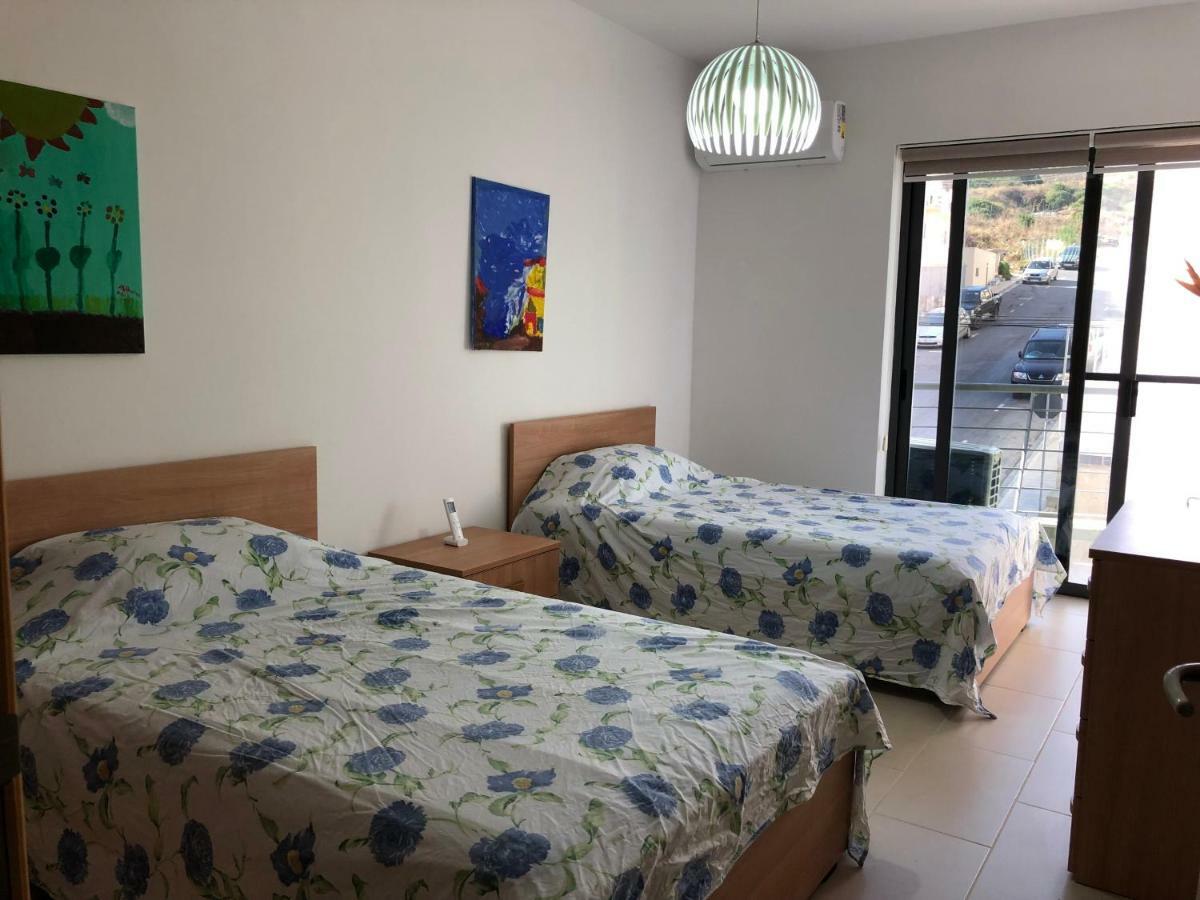 Modern Apartment With Sea View メーリッハ エクステリア 写真