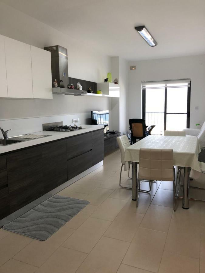 Modern Apartment With Sea View メーリッハ エクステリア 写真